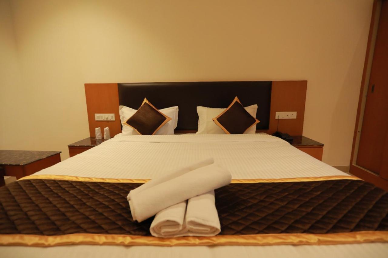 Karūr Hotel Ashok Palace מראה חיצוני תמונה