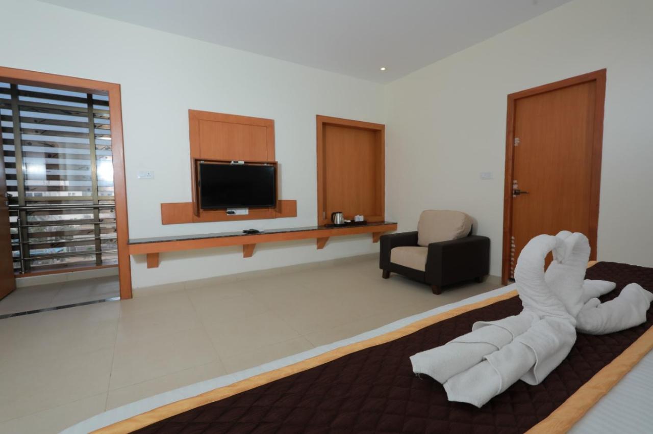 Karūr Hotel Ashok Palace מראה חיצוני תמונה